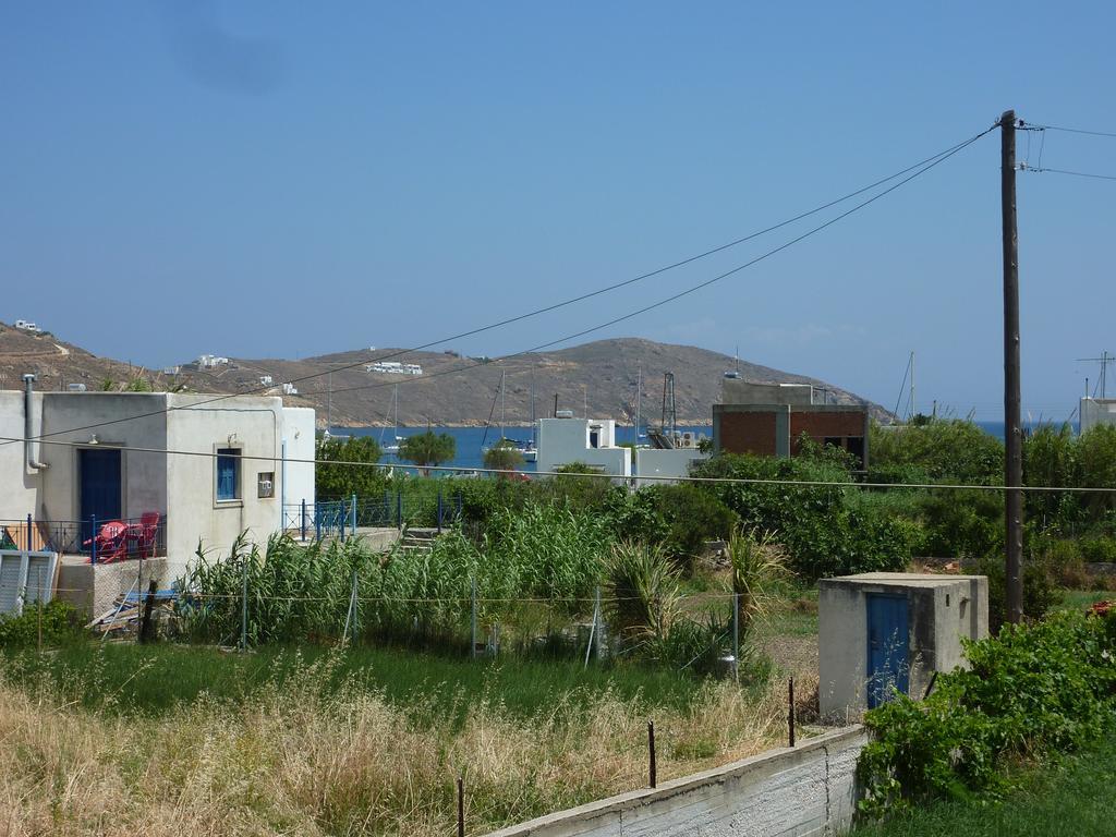 Villa Niki Livadi (Serifos) Exterior foto